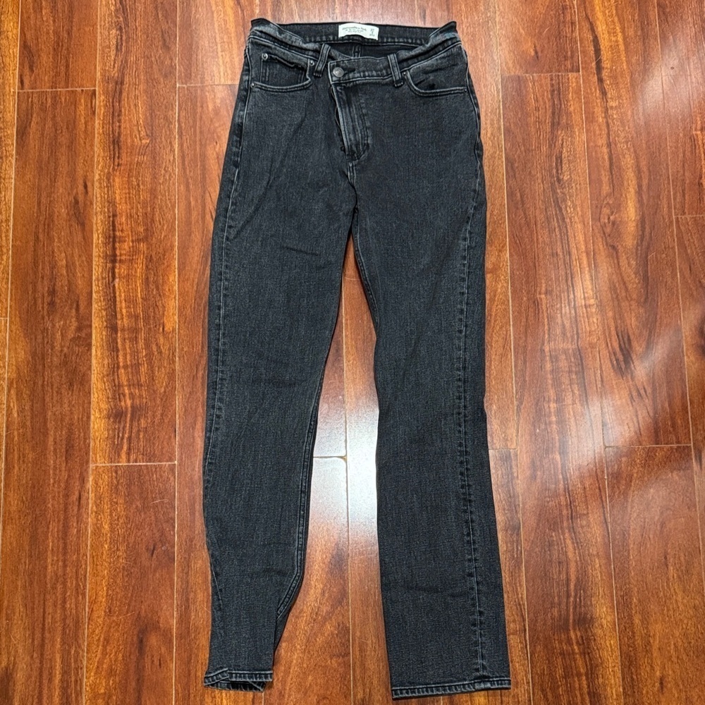 Abercrombie & Fitch Women's Black Skinny Jeans